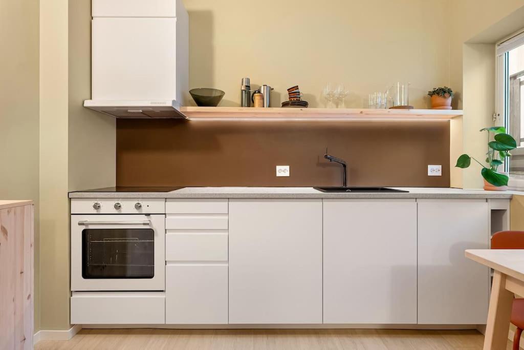 Fresh Studio Apartment, A Short Walk From Bryggen Bergen Bagian luar foto